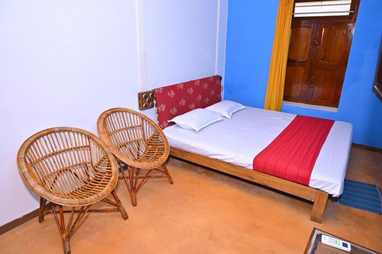 Les Boganveillea Heritage Guest House Auroville Exterior photo
