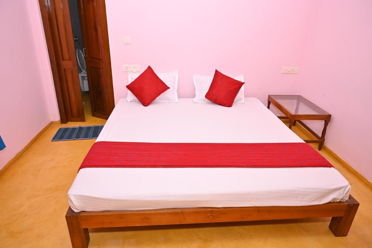 Les Boganveillea Heritage Guest House Auroville Exterior photo