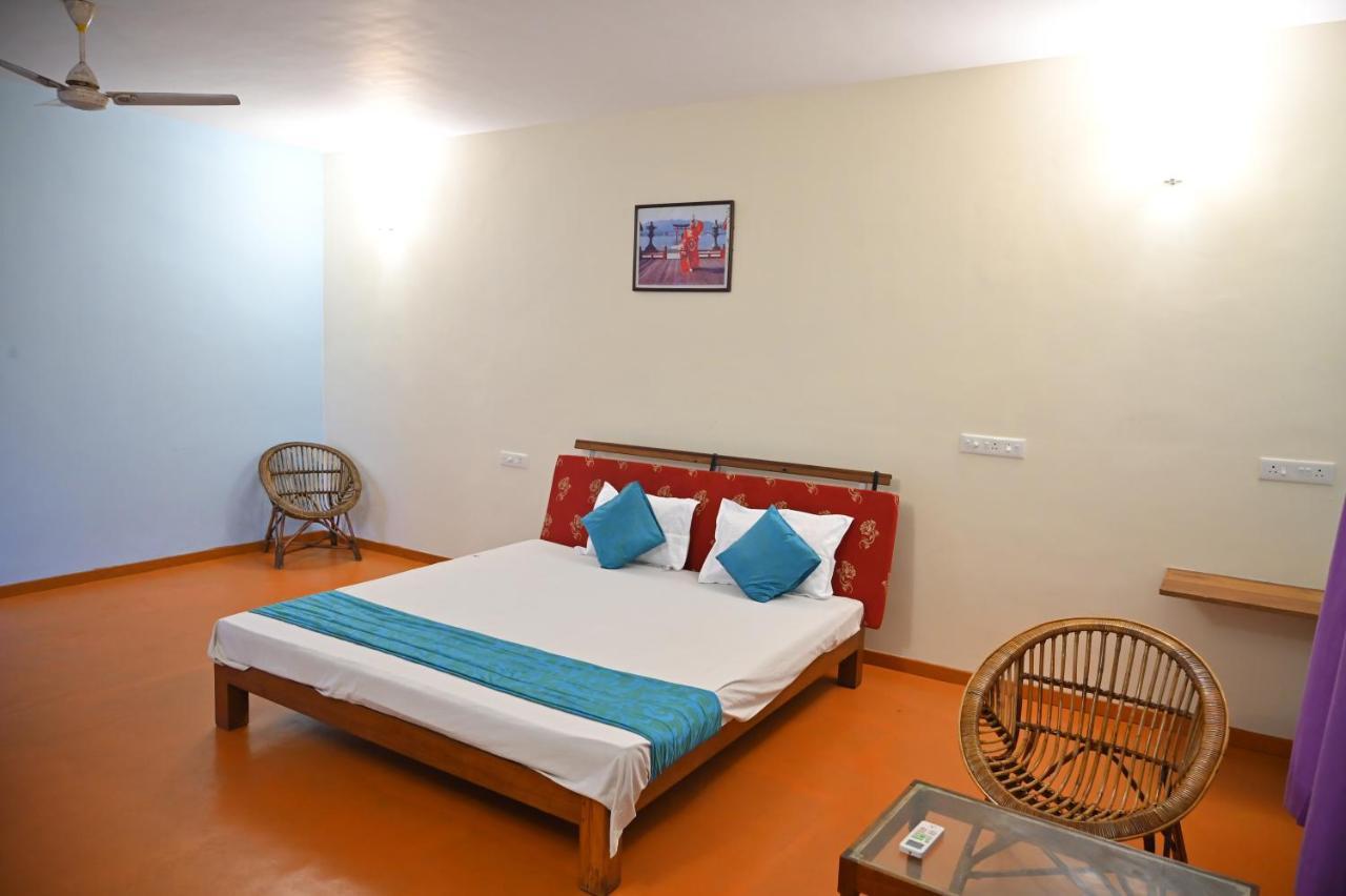 Les Boganveillea Heritage Guest House Auroville Exterior photo