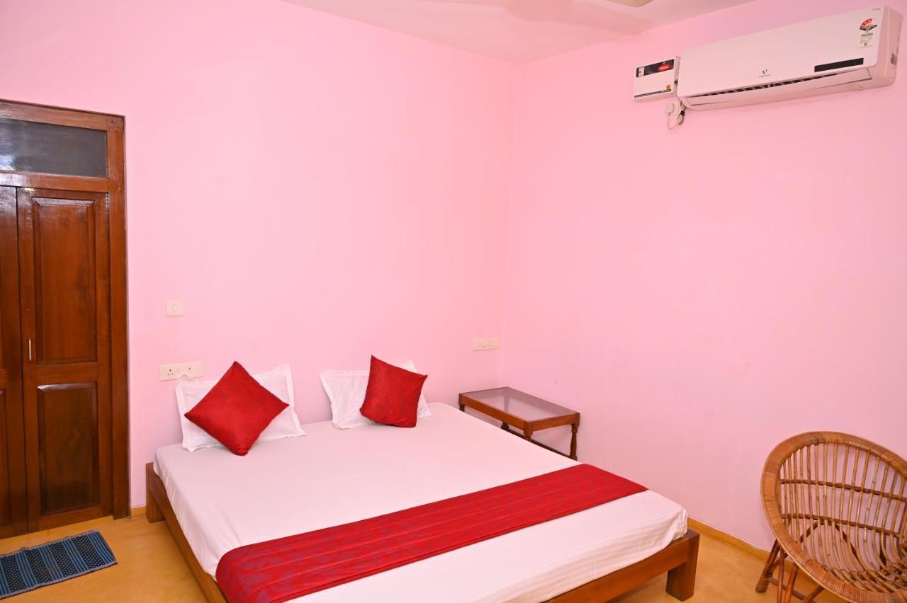 Les Boganveillea Heritage Guest House Auroville Exterior photo
