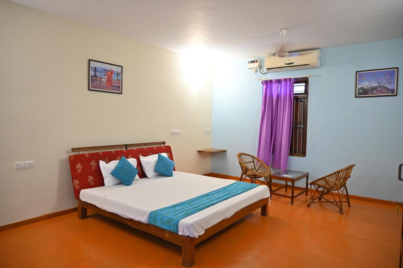 Les Boganveillea Heritage Guest House Auroville Exterior photo