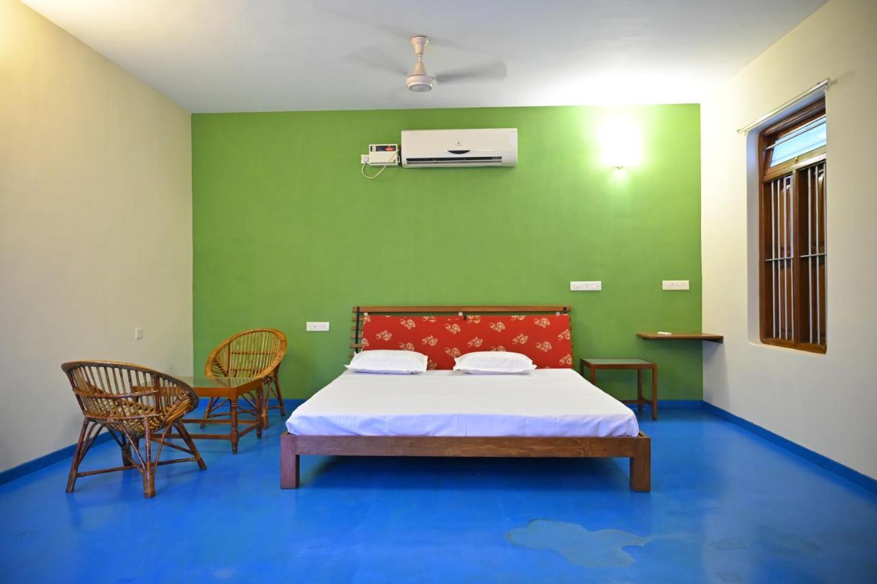 Les Boganveillea Heritage Guest House Auroville Exterior photo
