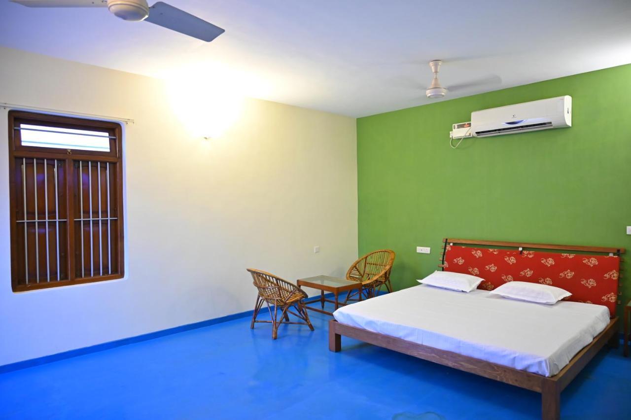 Les Boganveillea Heritage Guest House Auroville Exterior photo