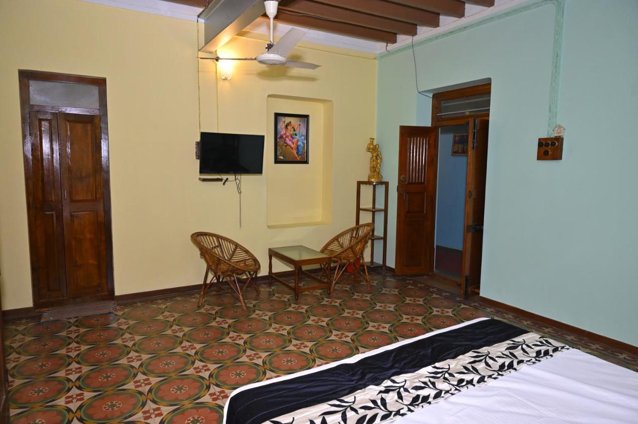 Les Boganveillea Heritage Guest House Auroville Exterior photo
